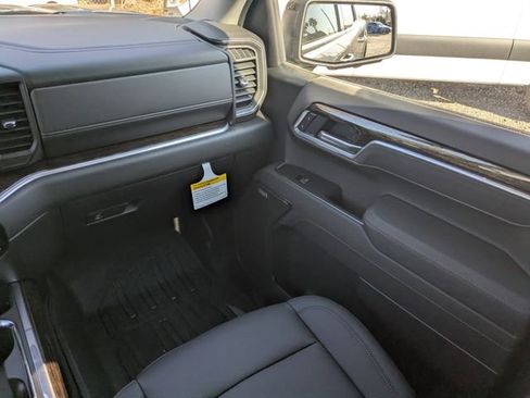 New 2026 GMC Sierra 1500 Elevation w/ Elevation Premium Package AWD/4WD image 18
