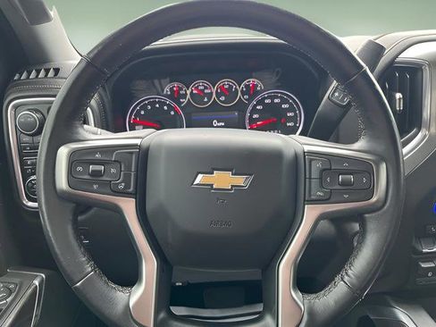 Used 2020 Chevrolet Silverado 1500 LTZ AWD/4WD image 15