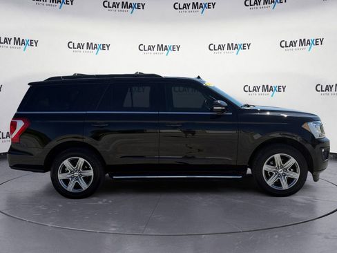 Used 2020 Ford Expedition XLT w/ Equipment Group 202A AWD/4WD image 6