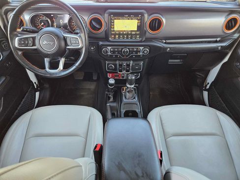 Used 2023 Jeep Gladiator Mojave w/ Cold Weather Group AWD/4WD image 25