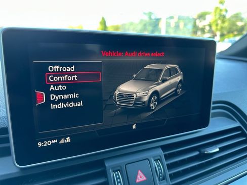 Used 2020 Audi Q5 2.0T Premium Plus AWD/4WD image 24