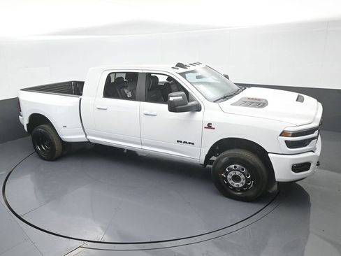 New 2026 RAM 3500 Laramie w/ Night Edition image 54