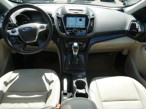 Used 2016 Ford Escape Titanium FWD image 10