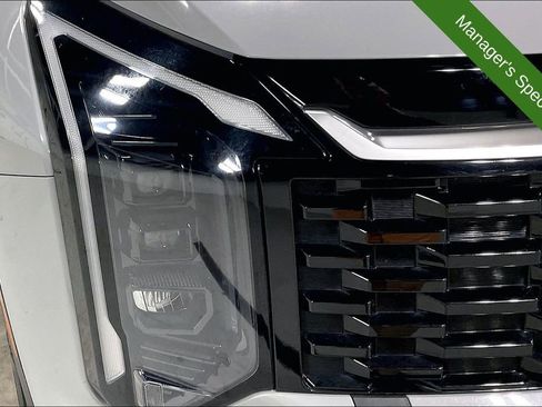 Used 2026 Kia Sportage EX FWD image 36