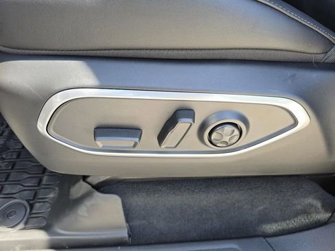 New 2026 Jeep Grand Wagoneer L Limited AWD/4WD image 24