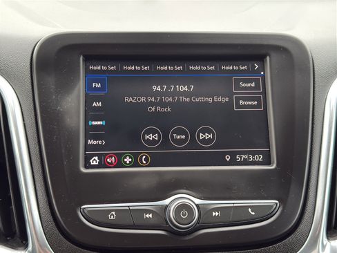 Used 2020 Chevrolet Equinox LT FWD image 18