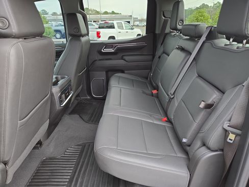 Used 2023 Chevrolet Silverado 1500 LTZ image 19