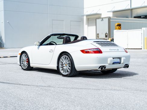 Used 2008 Porsche 911 Carrera S RWD image 9