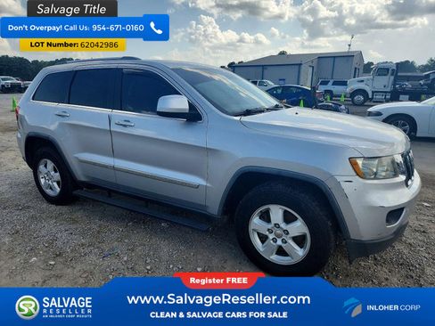 Used 2012 Jeep Grand Cherokee Laredo w/ Laredo E Group RWD image 5