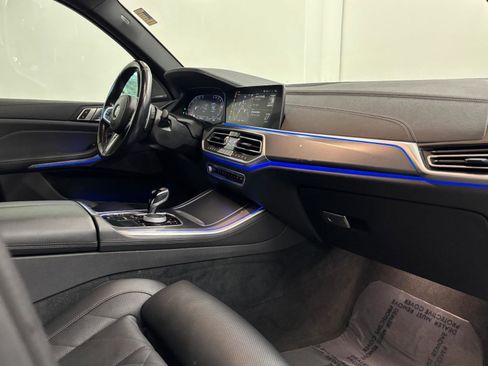 Used 2023 BMW X5 xDrive40i w/ M Sport Package AWD/4WD image 25
