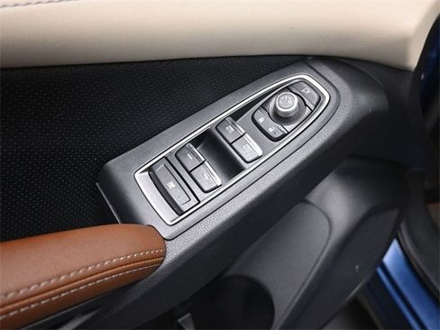 Used 2022 Subaru Ascent Touring image 24