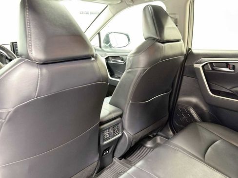Used 2019 Toyota RAV4 XLE Premium w/ Cold Weather Package AWD/4WD image 25
