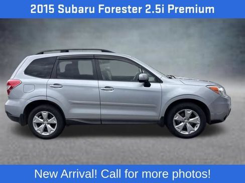 Used 2015 Subaru Forester 2.5i Premium w/ All-Weather Package AWD/4WD image 2