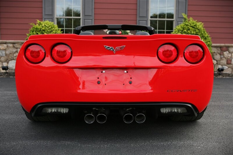 Used 2013 Chevrolet Corvette 427 w/ 1SB Preferred Equipment Group RWD image 15