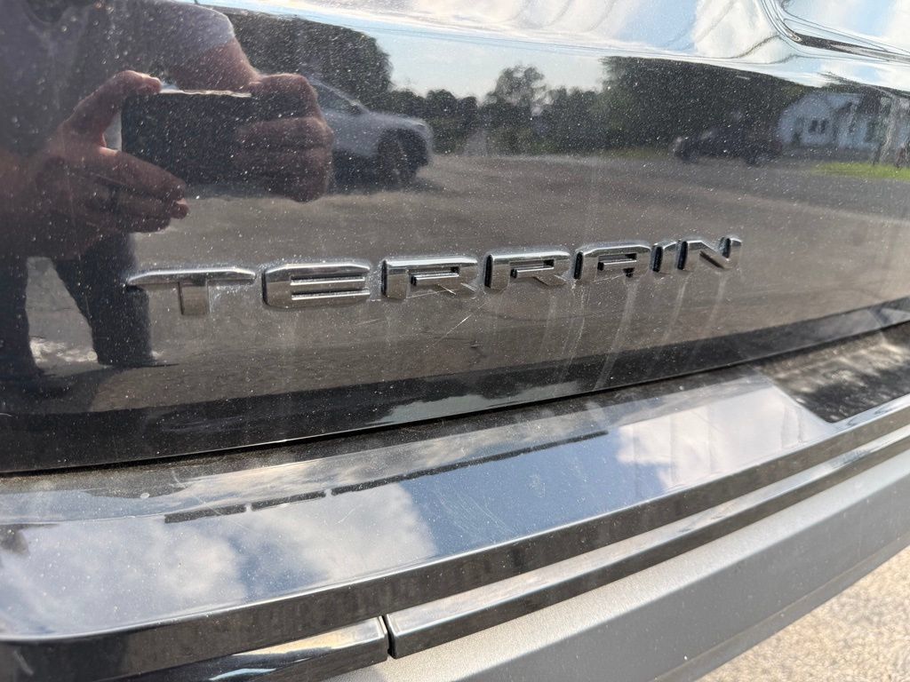Used 2023 GMC Terrain SLT w/ Elevation Edition AWD/4WD image 25
