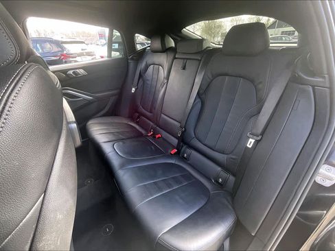 Certified 2022 BMW X6 xDrive40i w/ M Sport Package AWD/4WD image 20