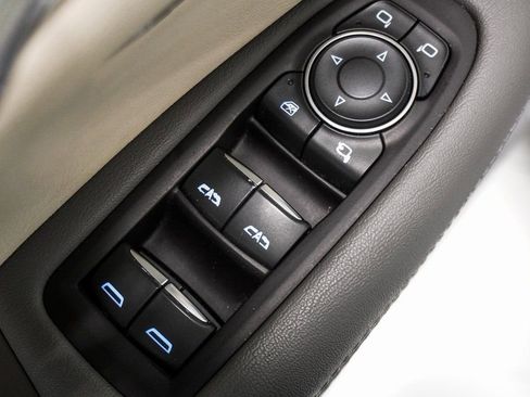 Used 2020 Cadillac XT5 Premium Luxury image 24