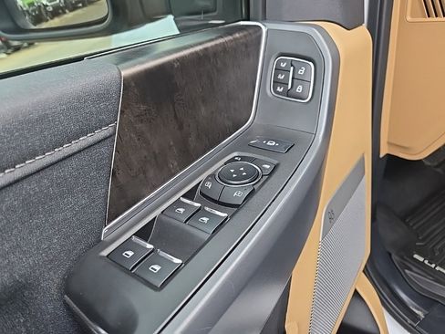 Used 2023 Ford F250 Lariat image 40