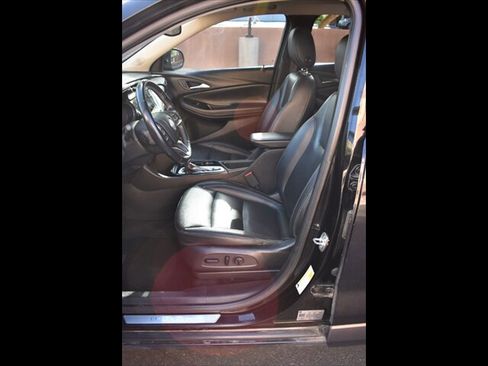 Used 2023 Buick Encore GX Essence w/ Experience Buick Package FWD image 15