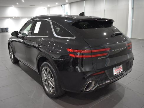 Used 2025 Genesis GV70 2.5T AWD/4WD image 5