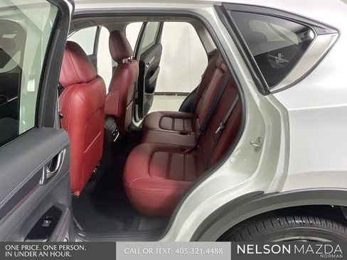 Certified 2025 MAZDA CX-5 Carbon Edition AWD/4WD image 12