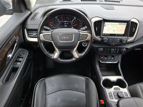 Used 2019 GMC Terrain Denali w/ Advanced Safety Package image 12