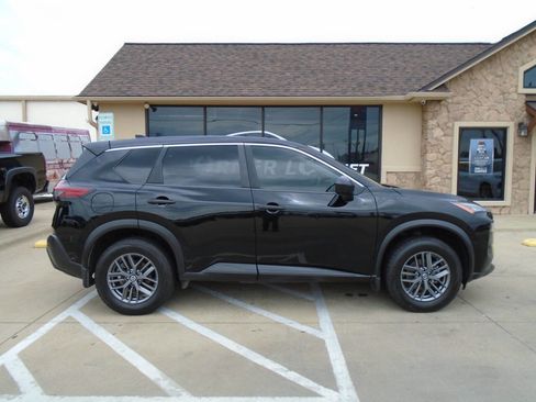 Used 2021 Nissan Rogue S image 5