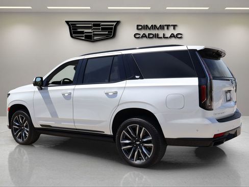 Certified 2024 Cadillac Escalade Sport Platinum image 3