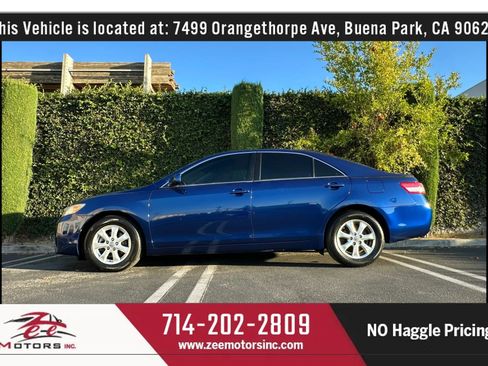 Used 2011 Toyota Camry LE w/ LE Extra-Value Pkg FWD image 11