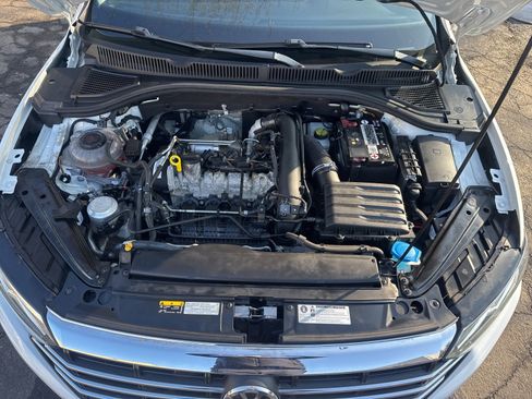 Used 2019 Volkswagen Jetta SE w/ Cold Weather Package image 21