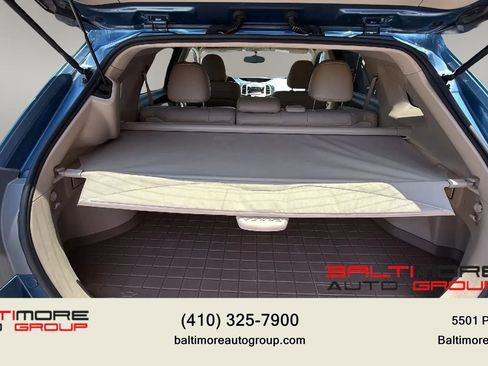 Used 2010 Toyota Venza FWD image 29