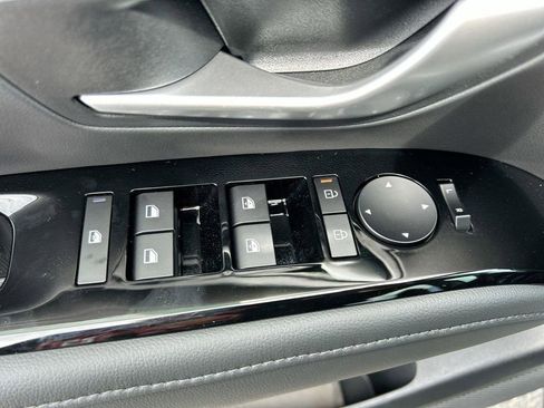 New 2026 Hyundai Tucson Limited image 23