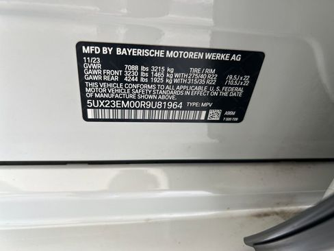 Used 2024 BMW X7 xDrive40i w/ M Sport Package image 65