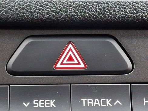 Used 2022 Kia Sportage LX image 25