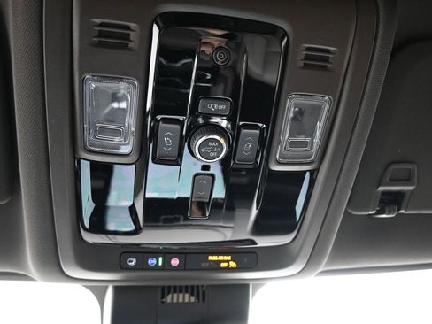 New 2026 GMC Yukon Elevation image 21