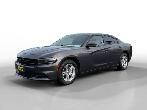 Used 2022 Dodge Charger SXT w/ Leather Interior Group image 1