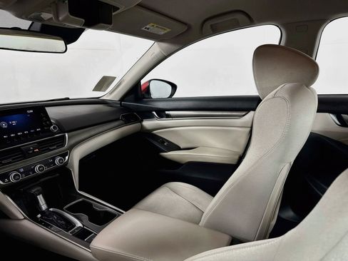 Used 2018 Honda Accord LX image 21