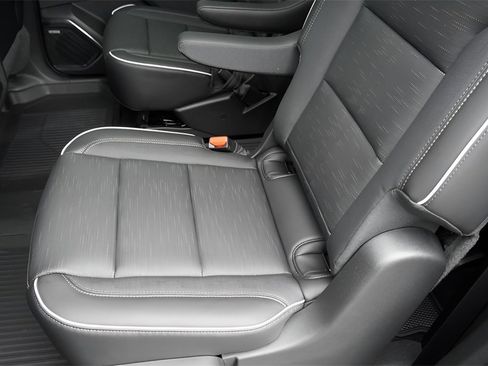 New 2026 Buick Enclave Sport Touring w/ Power Package image 28