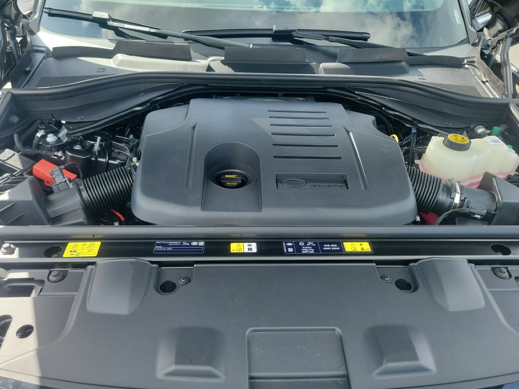 New 2026 Land Rover Range Rover SE AWD/4WD image 30