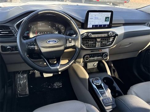 Used 2020 Ford Escape SEL image 6