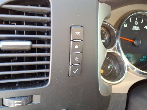 Used 2013 Chevrolet Silverado 2500 LT w/ Interior Plus Package image 29