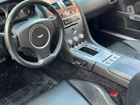 Used 2006 Aston Martin DB9 Volante RWD image 2