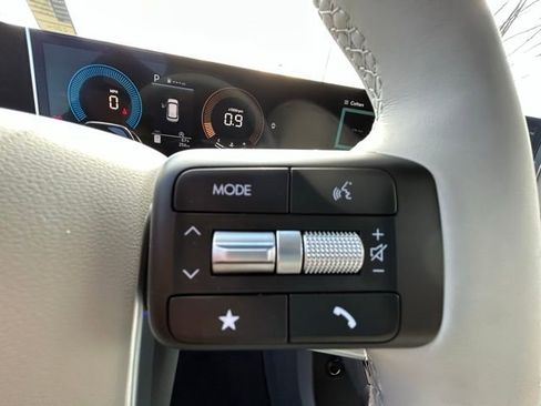 Used 2026 Hyundai Santa Fe SEL w/ Tow & Go Package image 19