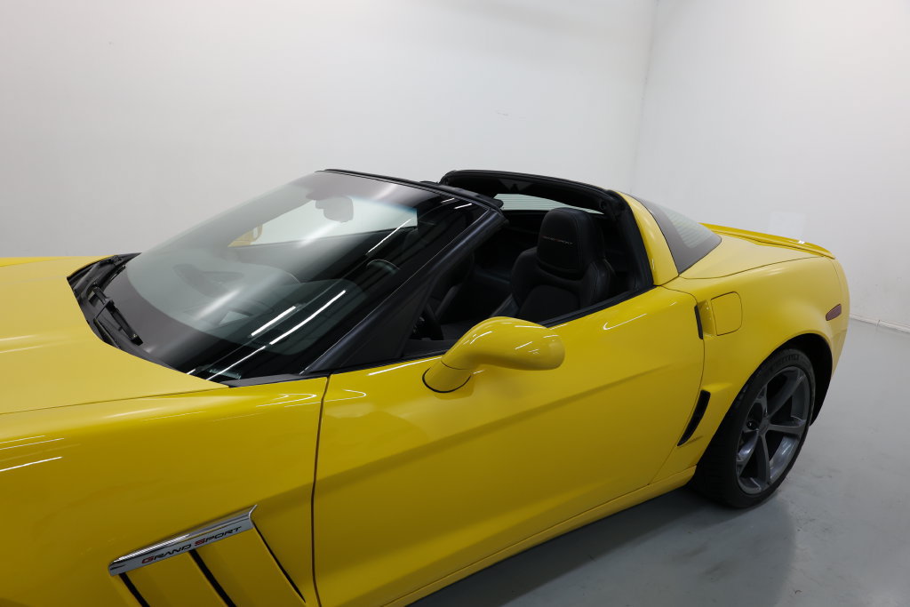 Used 2012 Chevrolet Corvette Grand Sport w/ 4LT Preferred Equipment Group RWD image 65