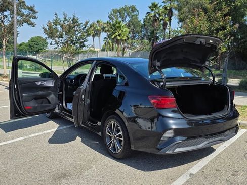 Used 2022 Kia Forte LXS FWD image 43