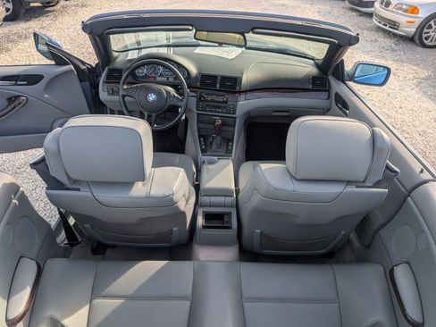 Used 2003 BMW 330Ci Convertible image 12