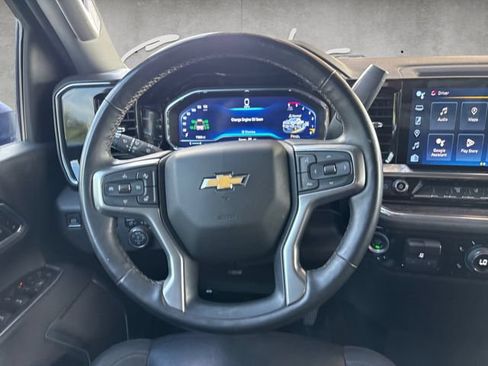 Used 2024 Chevrolet Silverado 2500 LTZ AWD/4WD image 27