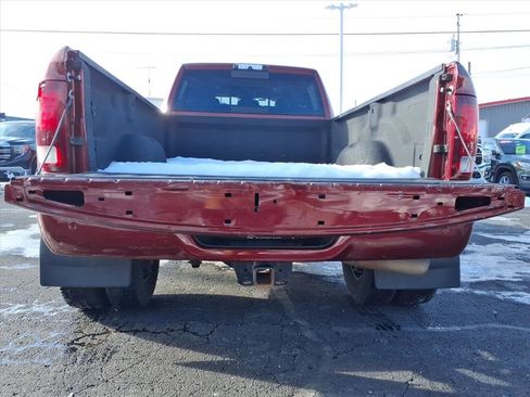 Used 2018 RAM 3500 Laramie w/ Sport Appearance Group image 4
