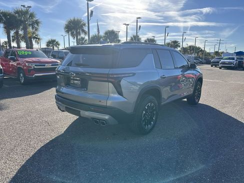 Used 2025 Chevrolet Traverse Z71 w/ Driver Confidence Package image 16