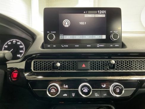 Certified 2025 Honda Civic Sport image 22